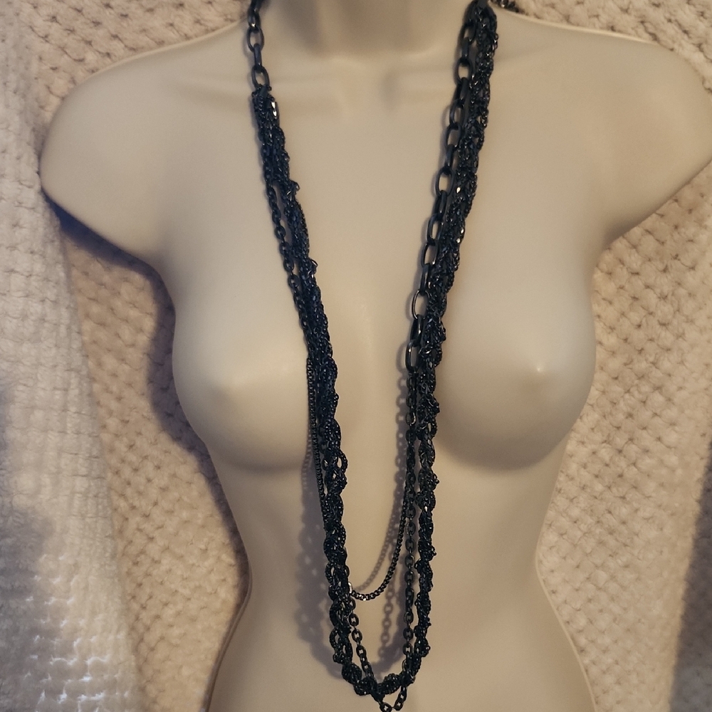 Elegant Black Chain Necklace